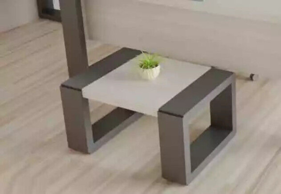 Mesa moderna de madera blanca, mesa de centro, muebles de lujo para oficina de diseño.